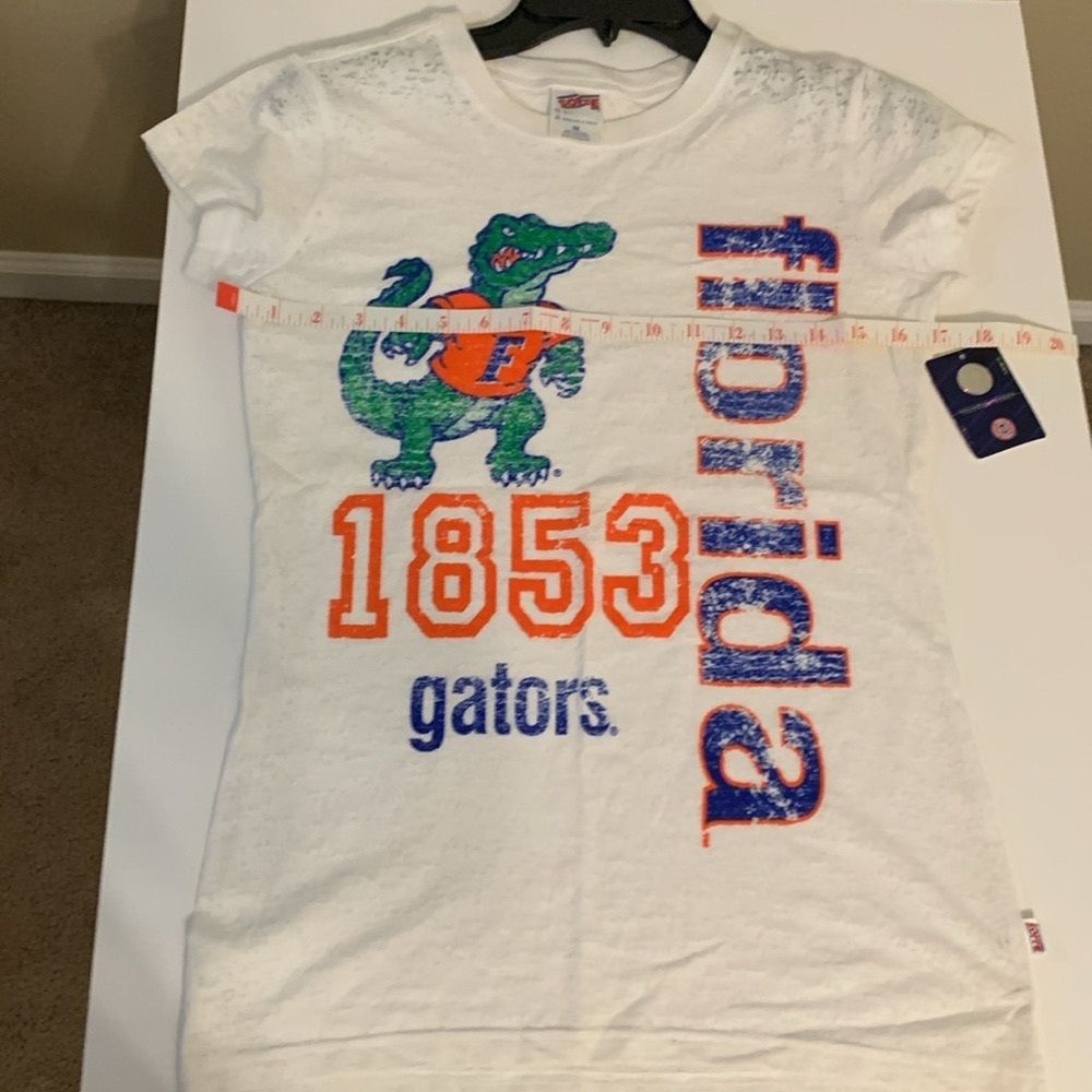 NWT Set of 3 University of Florida Gators UF Soffe Tees Size Medium White & Blue - Picture 2 of 8
